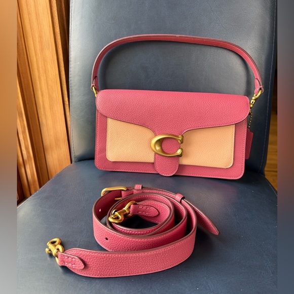 Coach Tabby 26 Shoulder/ Crossbody Bag - Picture 1 of 7